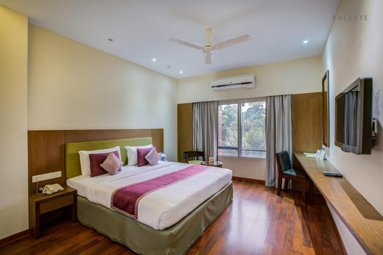 Jk Residency Cheruvathur Εξωτερικό φωτογραφία
